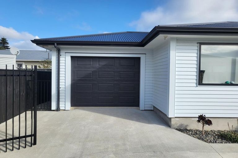 Photo of property in 93a Riverside Drive, Waiwhetu, Lower Hutt, 5010
