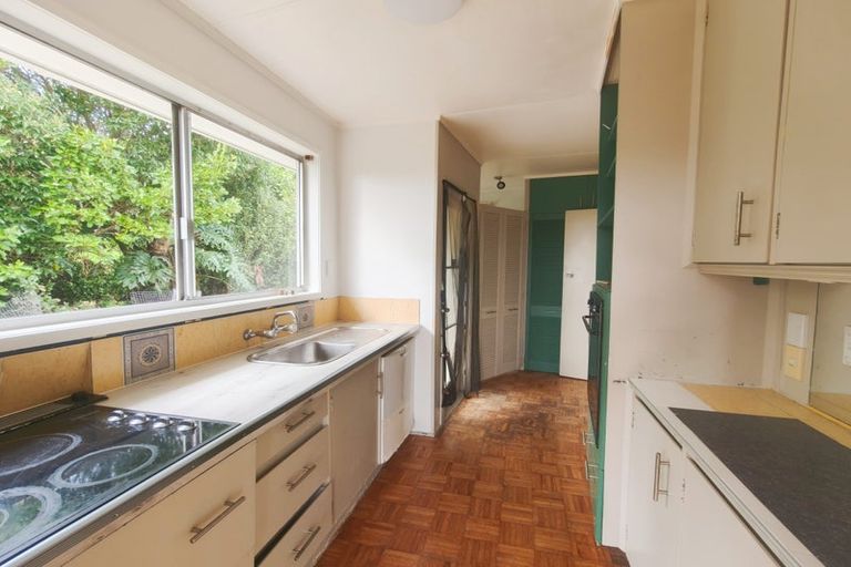 Photo of property in 37 Seon Place, Birkdale, Auckland, 0626