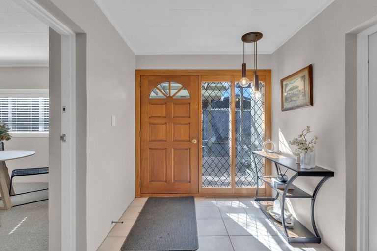 Photo of property in 17 Bernard Street, Chedworth, Hamilton, 3210