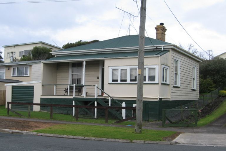 Photo of property in 11 Awaroa Road, Helensville, 0800