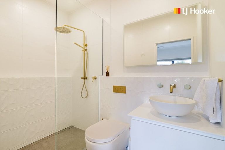 Photo of property in 34 Sunninghurst Drive, Fairfield, Dunedin, 9018