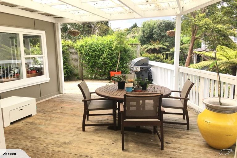 Photo of property in 960 Beach Road, Torbay, Auckland, 0630