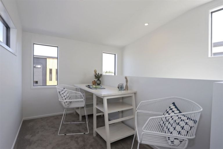 Photo of property in 10 Tuangi Way, Papamoa Beach, Papamoa, 3118