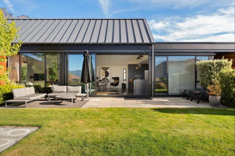 Photo of property in 8 Big Valley Drive, Jacks Point, Queenstown, 9371