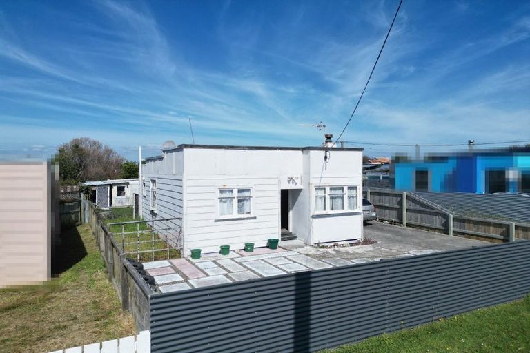 Photo of property in 11 Thomas Place, Foxton Beach, Foxton, 4815