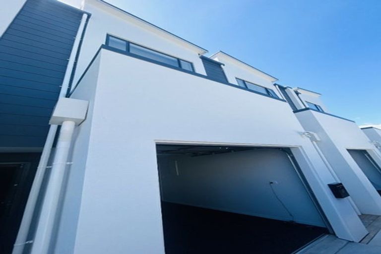 Photo of property in 59 Tima Lane, Mangere Bridge, Auckland, 2022