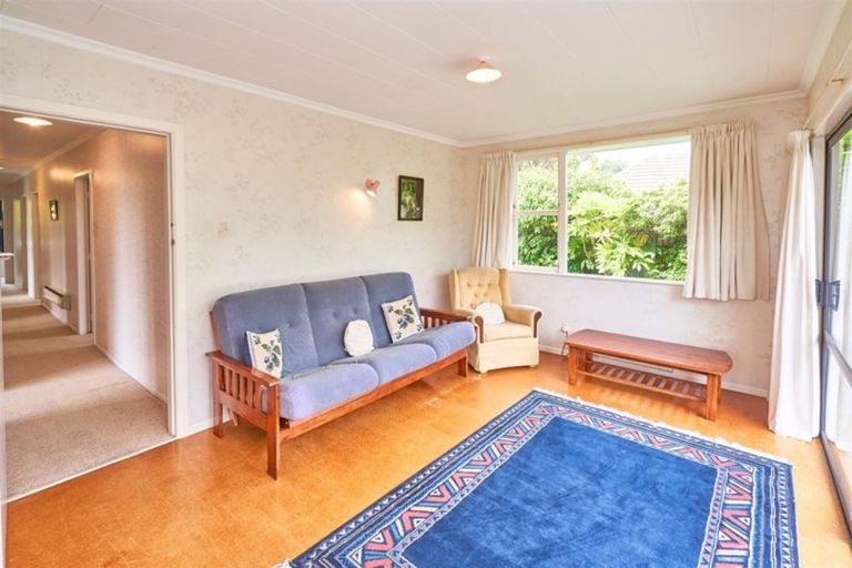Photo of property in 30 Parkland Crescent, Terrace End, Palmerston North, 4410