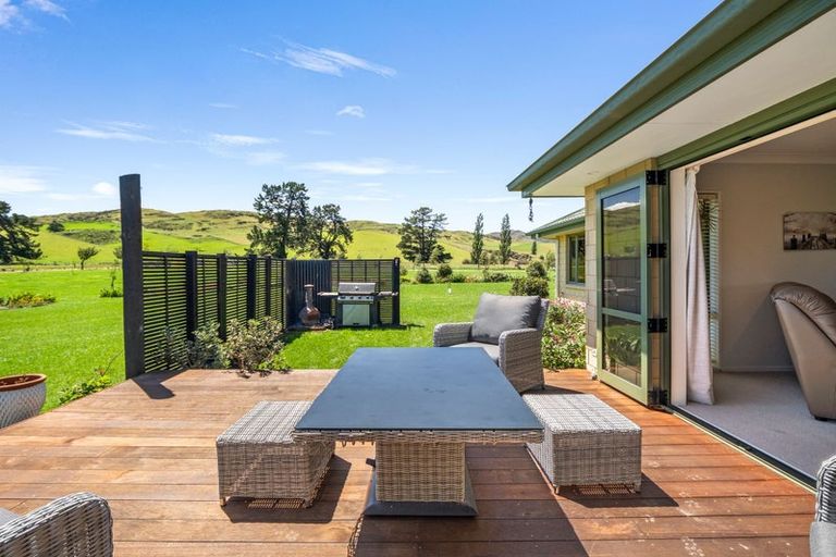 Photo of property in 54 Mcraes Road, Waikari, 7385