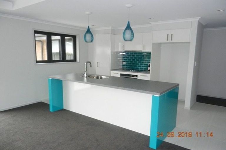 Photo of property in 3 Miami Place, One Tree Point, 0118