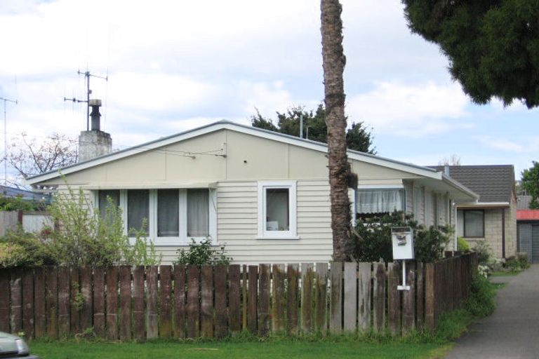 Photo of property in 41 Queen Road, Bellevue, Tauranga, 3110