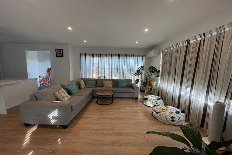 Photo of property in 28 Jabal Crescent, Totara Park, Auckland, 2105