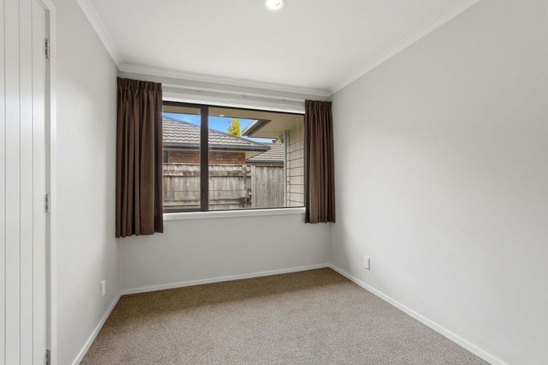 Photo of property in 46 Ward Street, Palmerston North, 4410