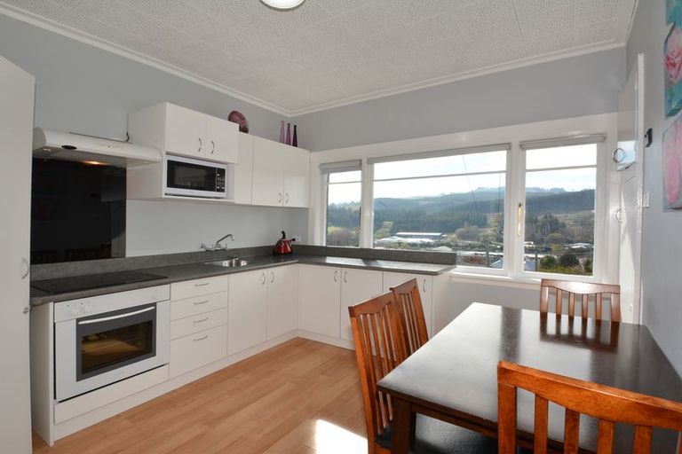 Photo of property in 21 Scotland Terrace, Green Island, Dunedin, 9018