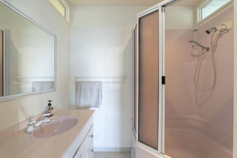 Photo of property in 70 Belleview Terrace, Mount Pleasant, Christchurch, 8081