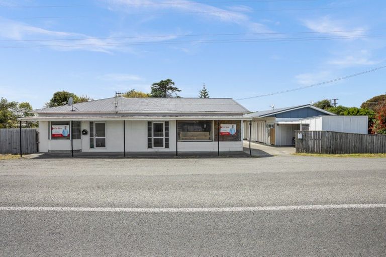 Photo of property in 538 Main North Road, Bay View, Napier, 4104