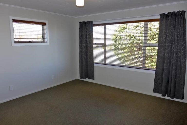 Photo of property in 26 Robinson Crescent, Tamatea, Napier, 4112