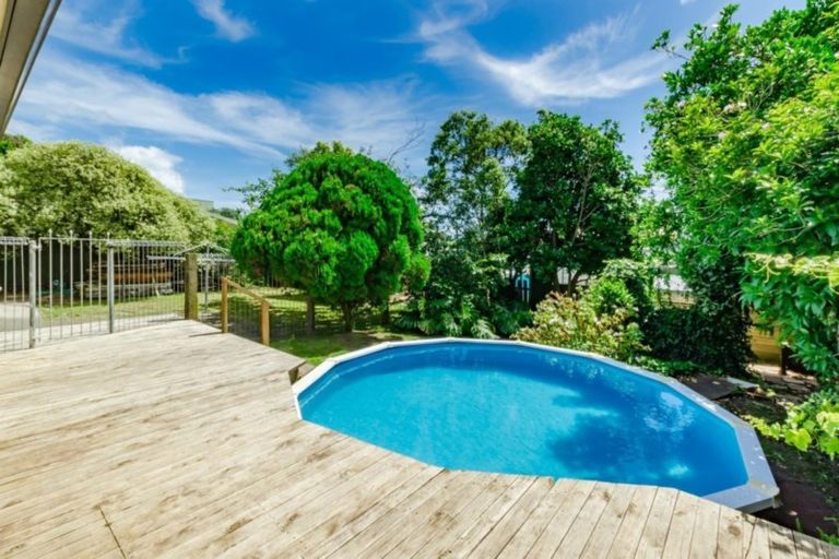 Photo of property in 59 Ruahine Street, Paraparaumu, 5032