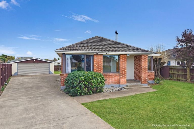 Photo of property in 7 Camden Street, Northcote, Christchurch, 8052