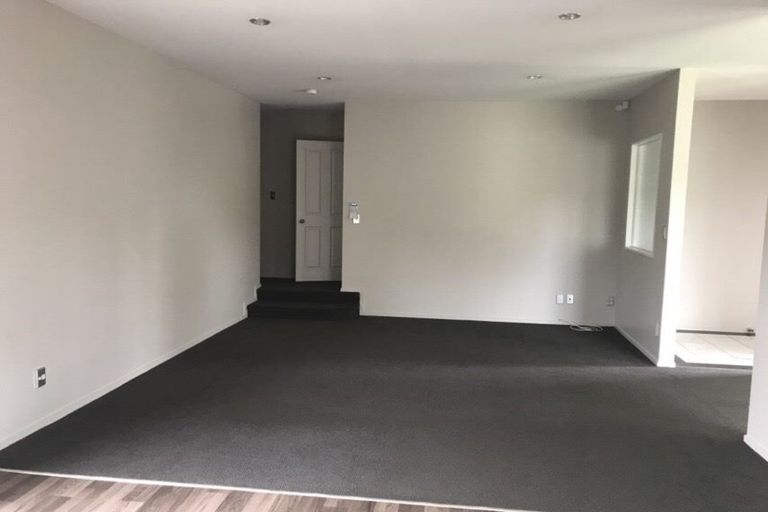 Photo of property in 27 Artillery Drive, Papakura, 2110