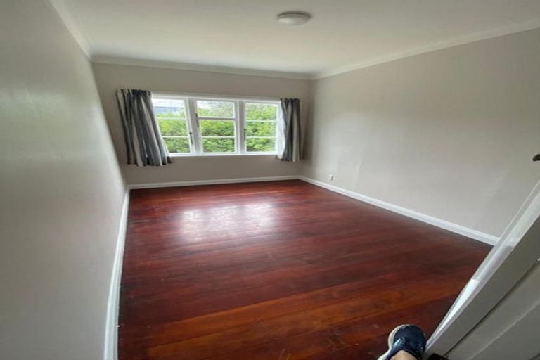 Photo of property in 28 Henry Street, Kilbirnie, Wellington, 6022