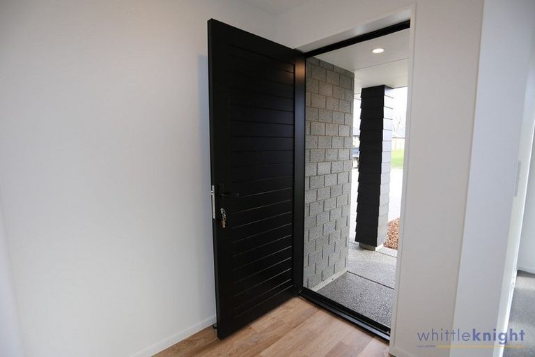 Photo of property in 8 Croydon Street, Woodend, 7610