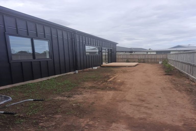 Photo of property in 5 Whanau Avenue, Baverstock, Hamilton, 3200