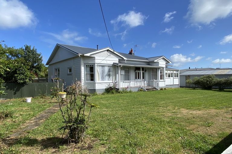 Photo of property in 131 Weraroa Road, Levin, 5510