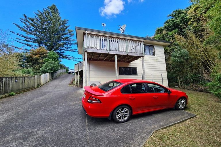 Photo of property in 1/96 Edmonton Road, Henderson, Auckland, 0612