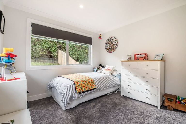 Photo of property in 19 Castleton Street, Birkdale, Auckland, 0626
