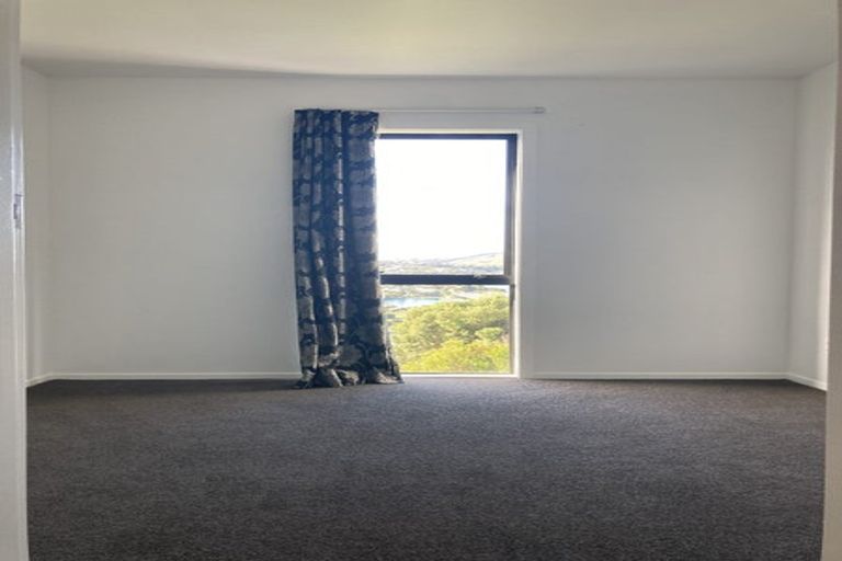 Photo of property in 27 Eskdale Road, Papakowhai, Porirua, 5024