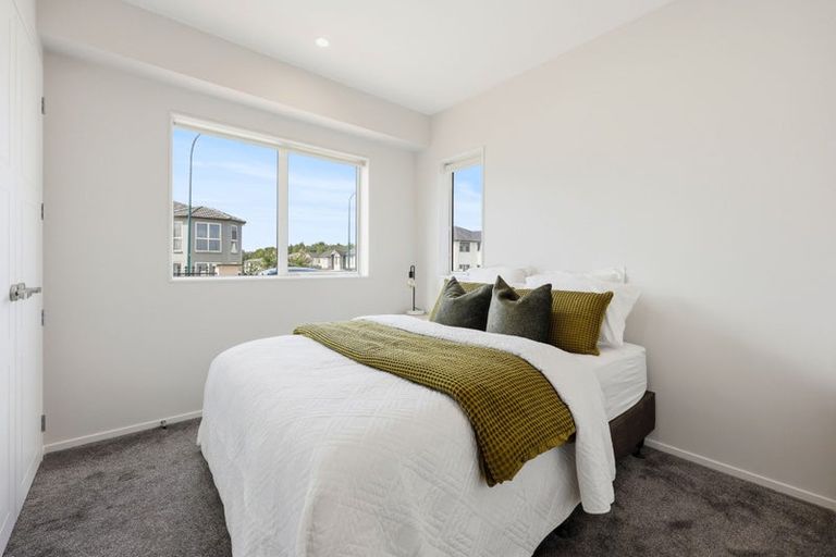 Photo of property in 19 Horsefields Drive, Flat Bush, Auckland, 2019
