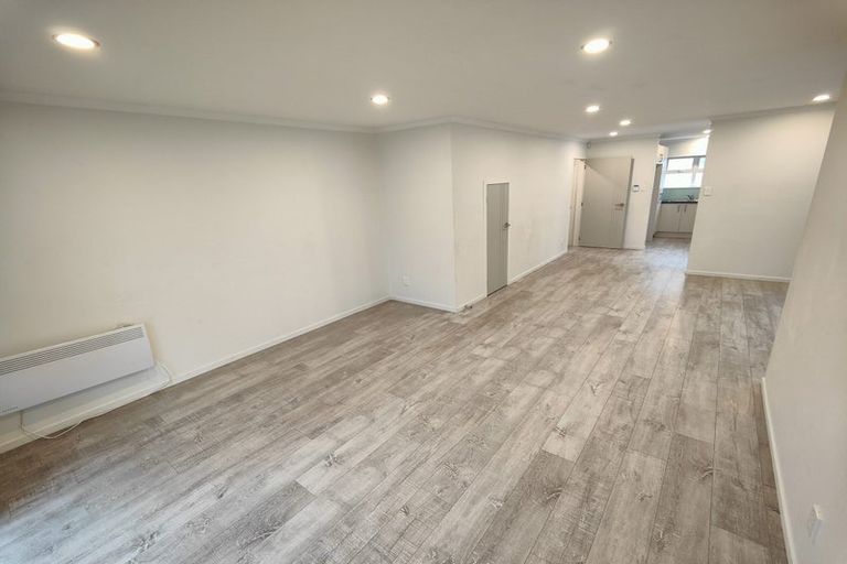 Photo of property in 2/39 York Street, Hamilton East, Hamilton, 3216