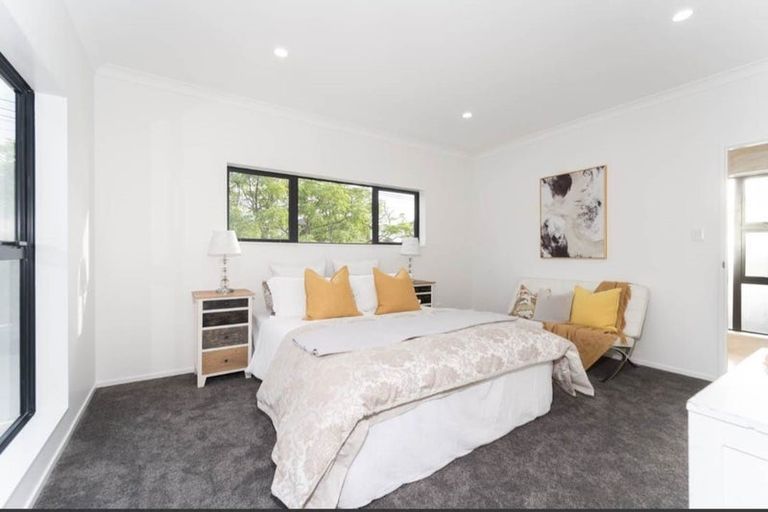 Photo of property in 11c Addison Street, Blockhouse Bay, Auckland, 0600