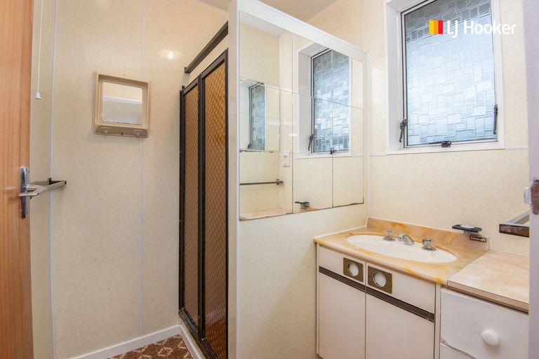 Photo of property in 13 Osmond Street, South Dunedin, Dunedin, 9012