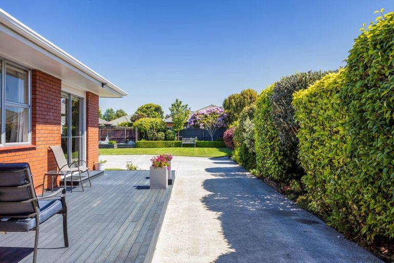 Photo of property in 138 Warren Crescent, Hillmorton, Christchurch, 8025