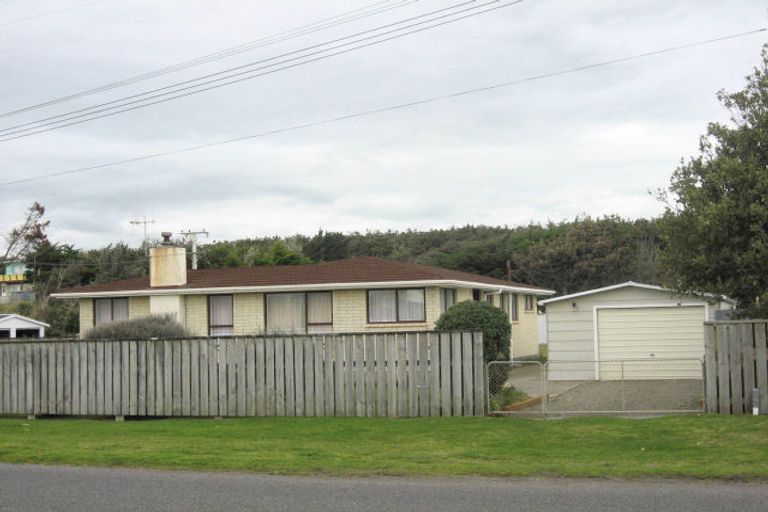 Photo of property in 156 Park Avenue, Waitarere Beach, Levin, 5510