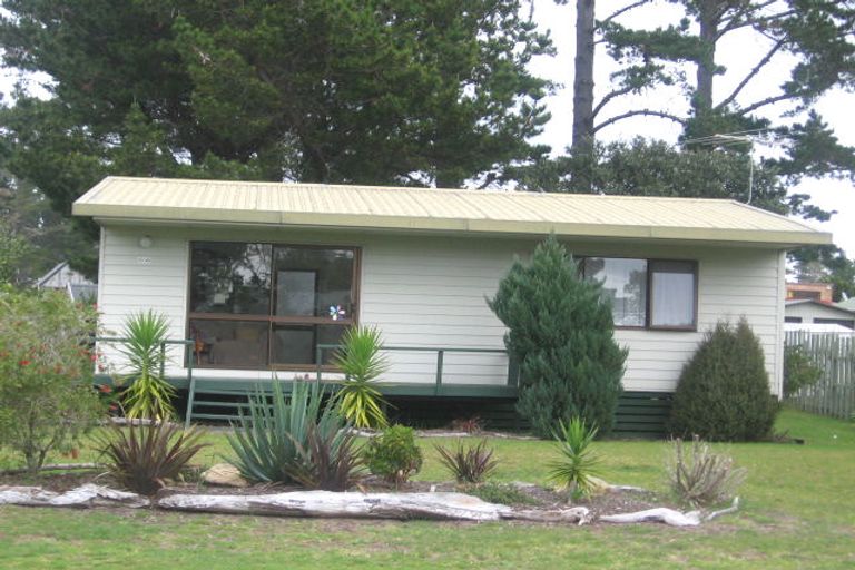 Photo of property in 206 Waimaire Avenue, Matarangi, Whitianga, 3592