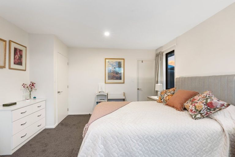 Photo of property in 8 Hanmer Crescent, Rangiora, 7400