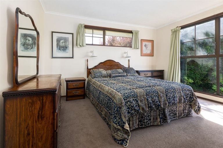 Photo of property in 12 Cunliffe Road, Redwood, Christchurch, 8051
