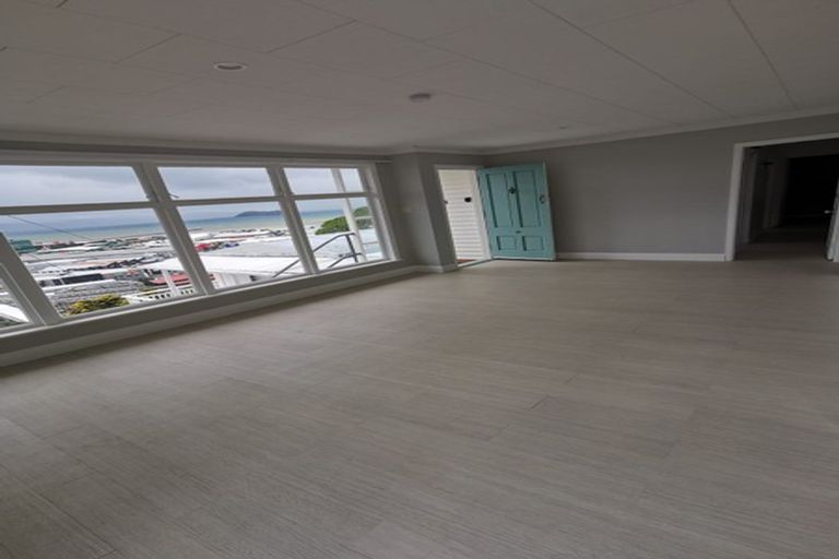 Photo of property in 10 Korokoro Road, Korokoro, Lower Hutt, 5012