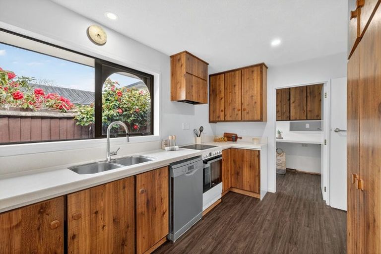 Photo of property in 6 Tyndale Place, Ilam, Christchurch, 8041