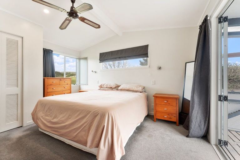 Photo of property in 1213 Pakiri Block Road, Tomarata, Wellsford, 0974