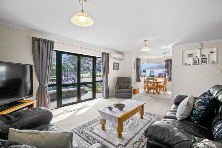 Photo of property in 2 Sanders Avenue, Westown, New Plymouth, 4310