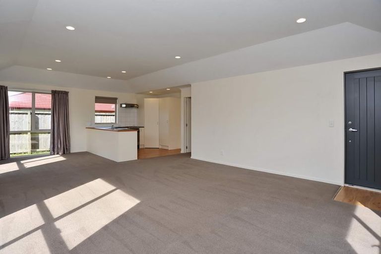 Photo of property in 187d High Street, Oxford, 7430