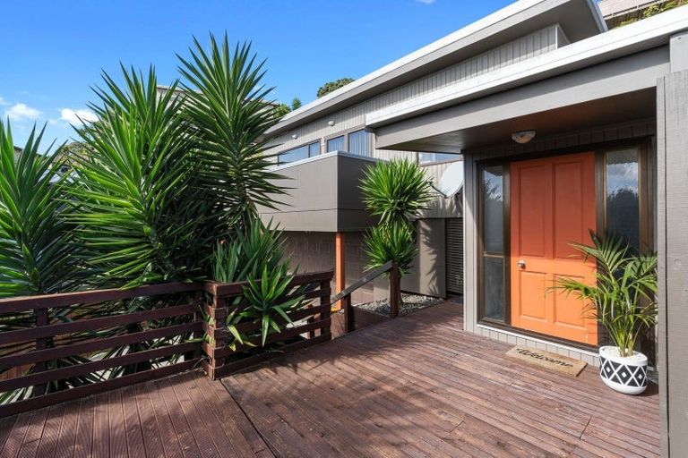 Photo of property in 12 Lavender Close, Spotswood, New Plymouth, 4310