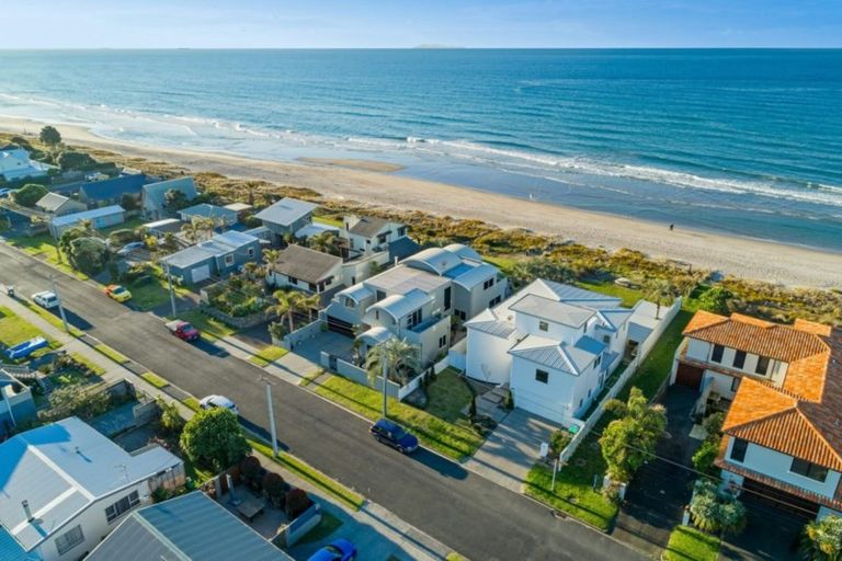 Photo of property in 51 Motiti Road, Papamoa Beach, Papamoa, 3118