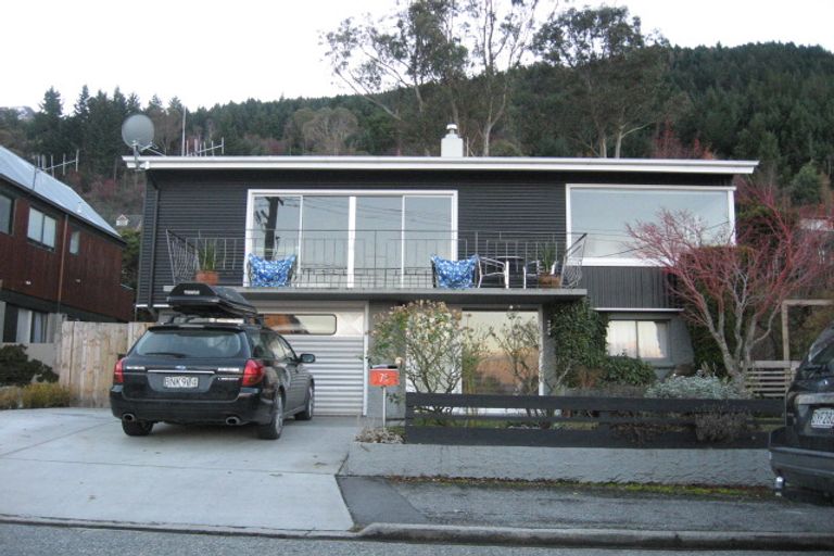 Photo of property in 75 Thompson Street, Queenstown, 9300