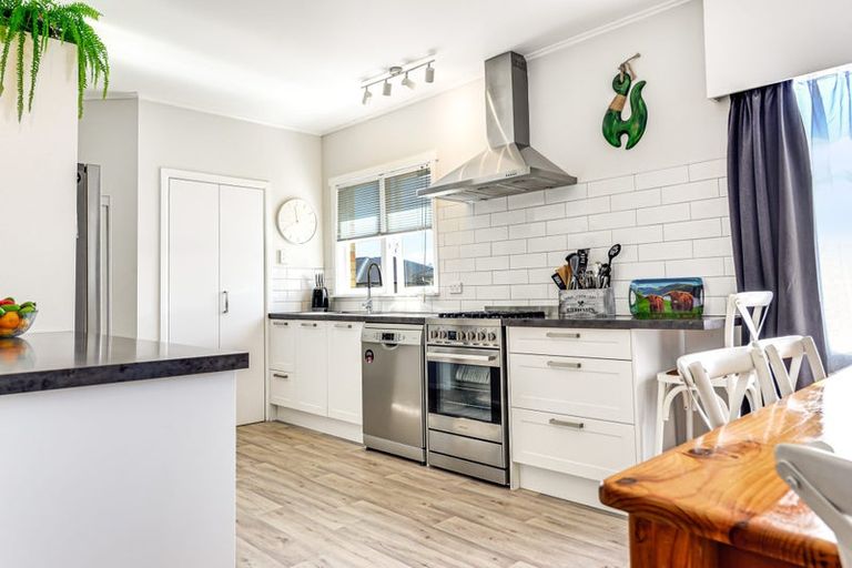 Photo of property in 146 Rifle Range Road, Dinsdale, Hamilton, 3204