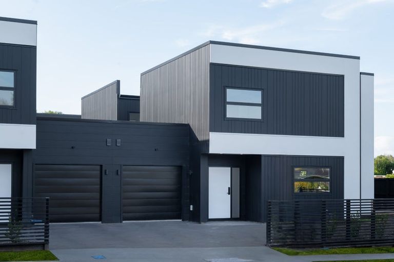 Photo of property in 2/99 Glen Lynne Avenue, Queenwood, Hamilton, 3210