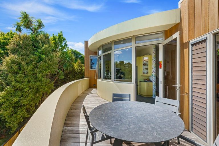 Photo of property in 2/25 Auld Street, Torbay, Auckland, 0630